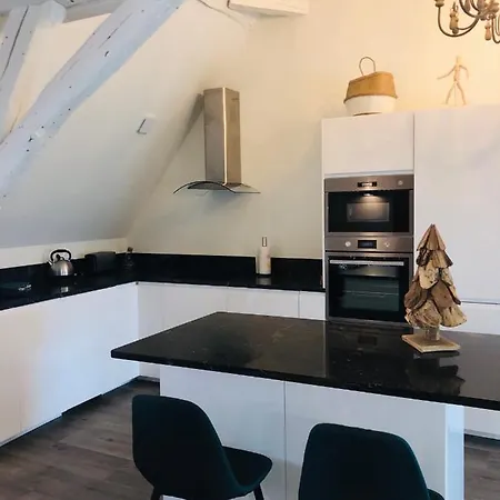 2 / La Maison Des Tonneliers Apartment