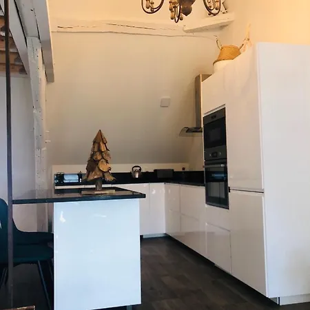 2 / La Maison Des Tonneliers *