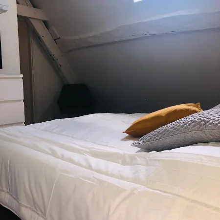 2 / La Maison Des Tonneliers *